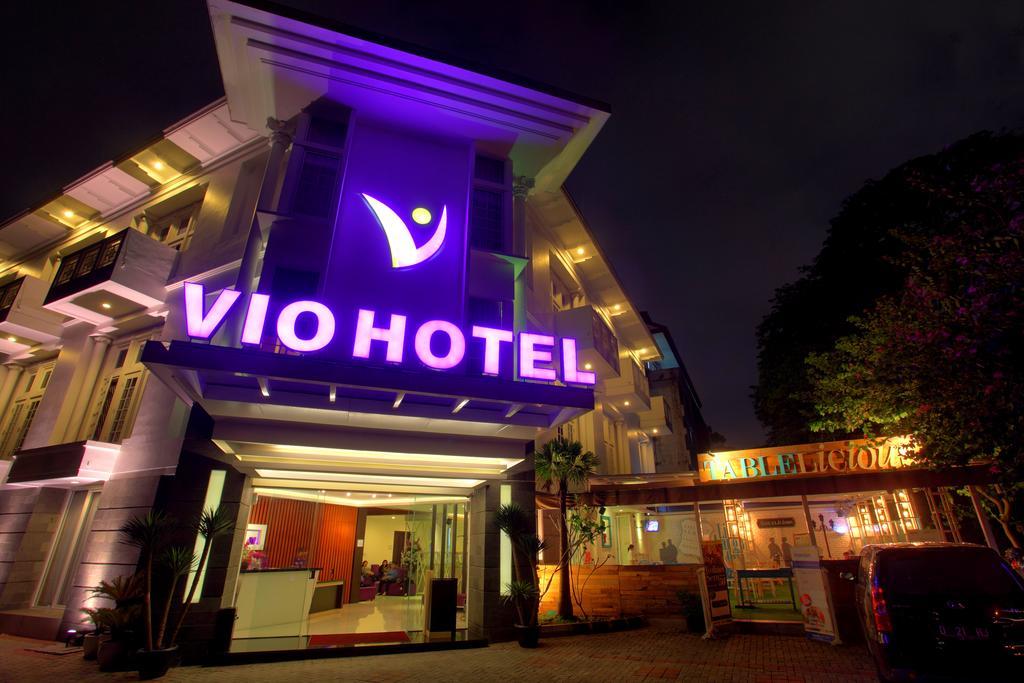 Vio Hotel Cimanuk Бандунг Экстерьер фото