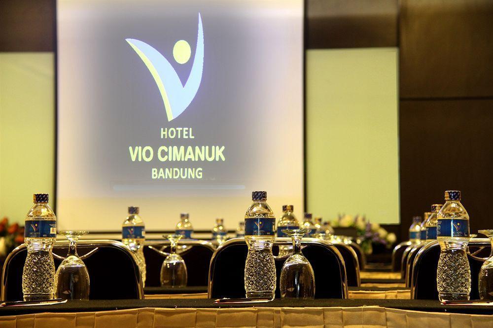 Vio Hotel Cimanuk Бандунг Экстерьер фото