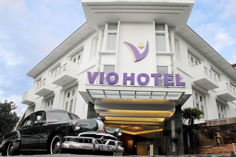 Vio Hotel Cimanuk Бандунг Экстерьер фото